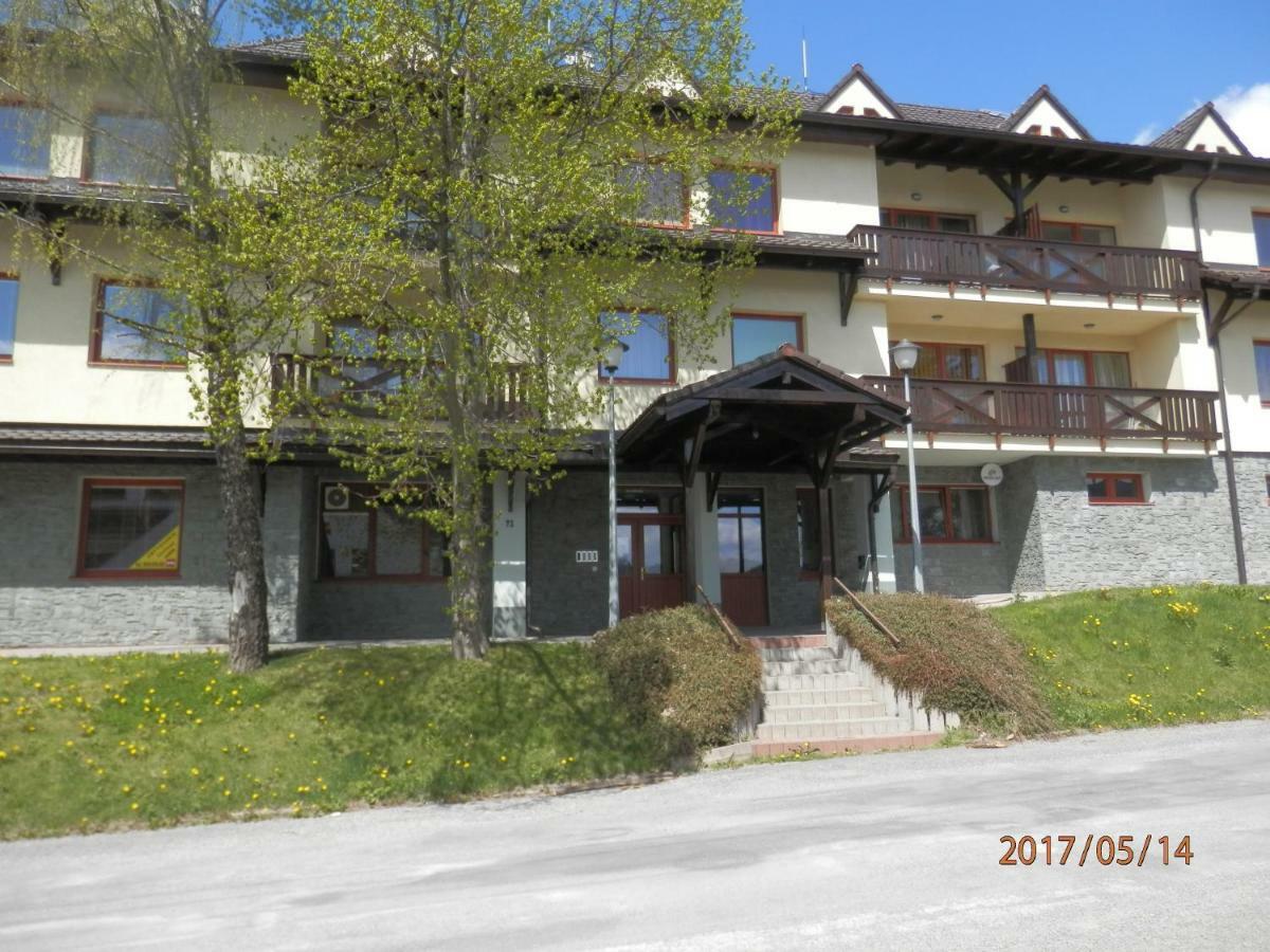 Apartment Peter Donovaly Buitenkant foto